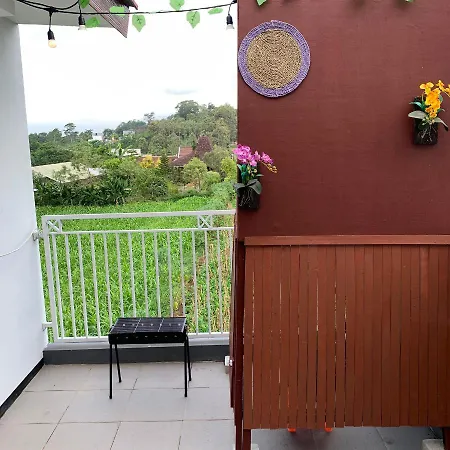 Kayz Villa Batu dengan Kolam Renang Pribadi-2